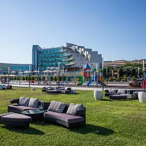 Otel Ramada By Wyndham, Bakü